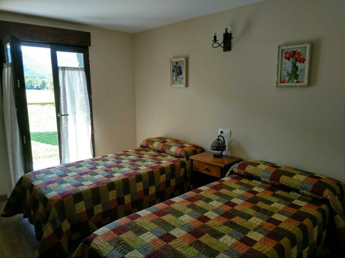 Apartamentos Vina Olivan Sarvisé Extérieur photo